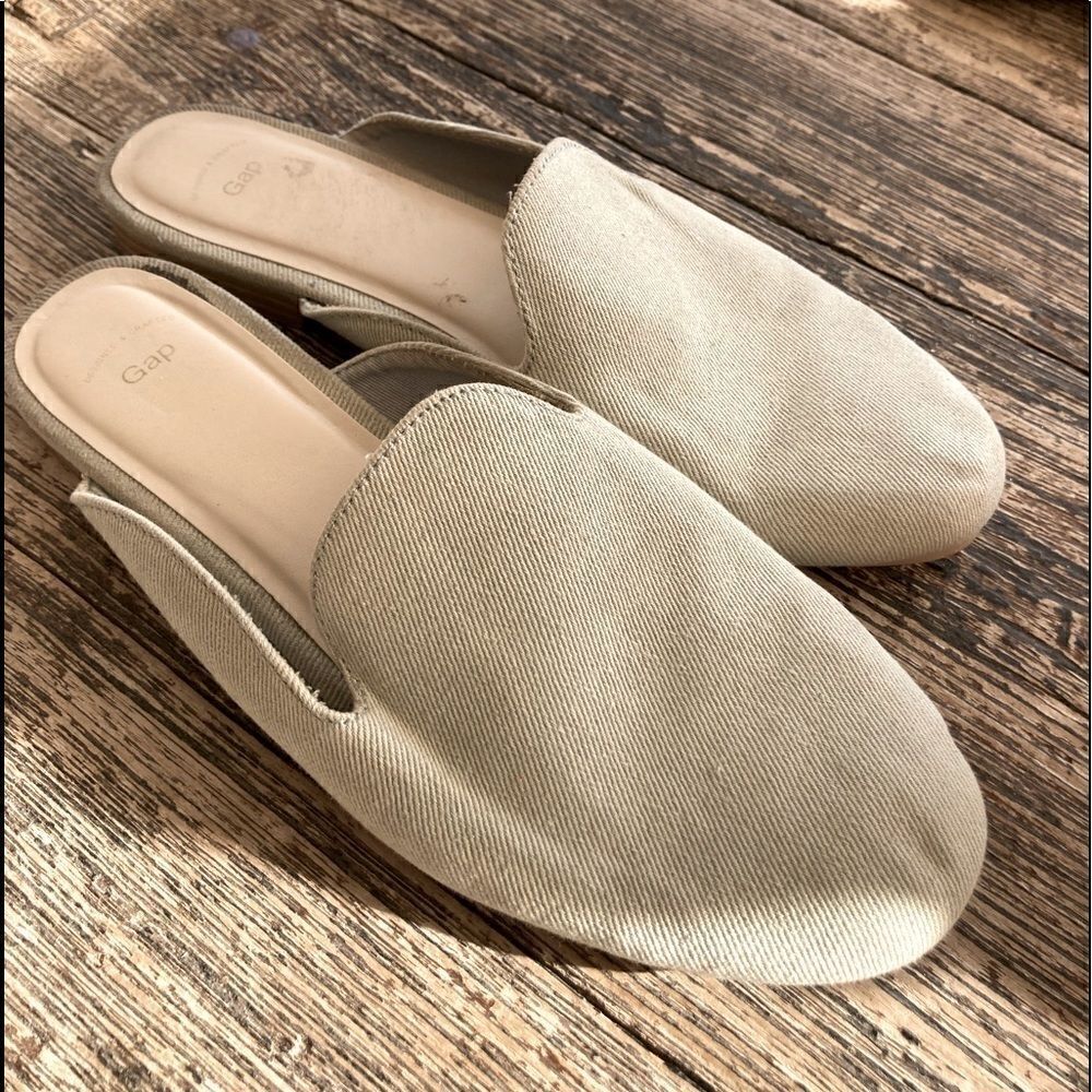 Gap shoes  